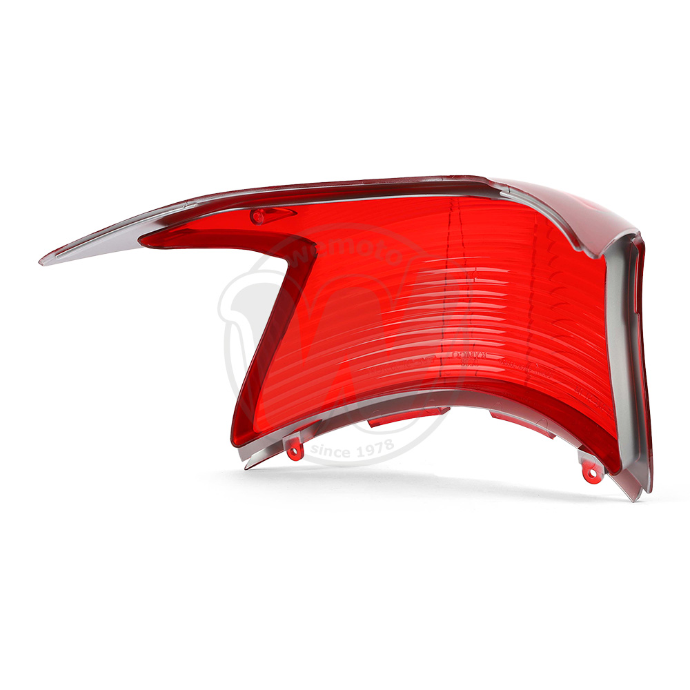 0IK6393_af0519 three.jpg